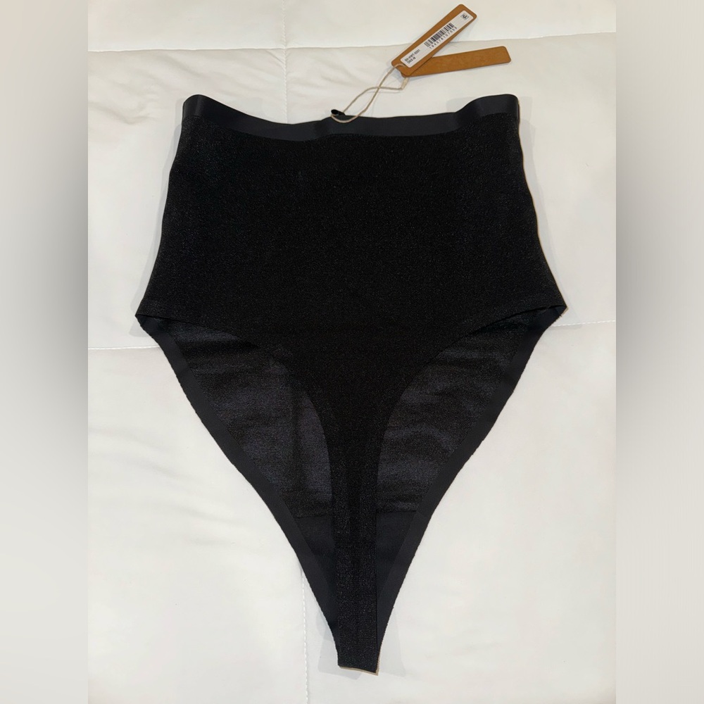 NWT - SKIMS High Waisted Mesh Thong - Medium Onyx Black